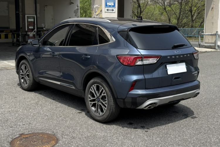 Used Ford Escape 2020 EcoBoost 245 Two-Wheel-Drive Titanium Edition Exterior 3