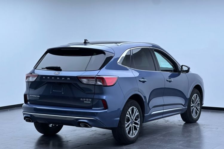 Used Ford Escape 2020 EcoBoost 245 Four-Wheel Drive Luxury Edition Exterior 3
