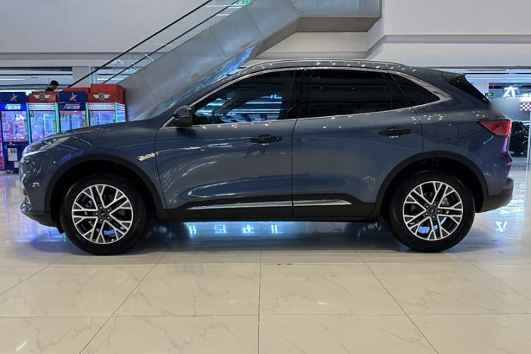 Used Ford Escape 2020 EcoBoost 245 Two-Wheel-Drive Titanium Edition Exterior 4
