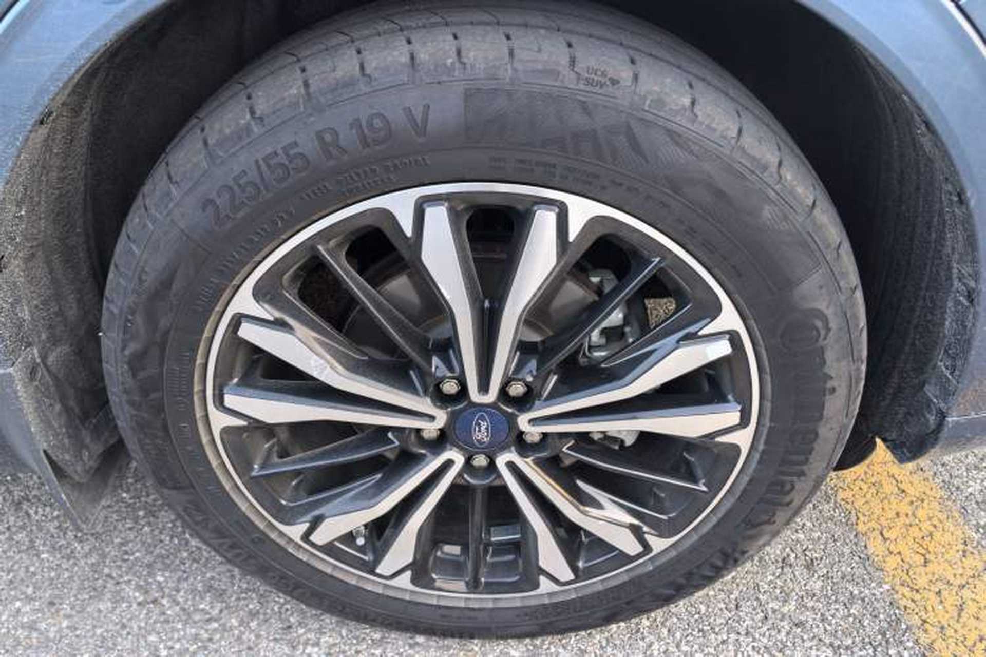 Used Ford Escape 2020 EcoBoost 245 Four-Wheel Drive ST-LINE Deluxe Edition Exterior 6