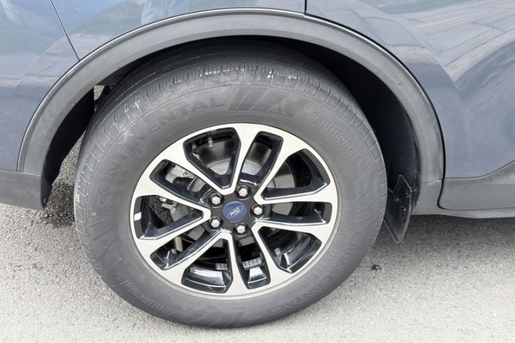 Used Ford Escape 2020 EcoBoost 245 Two-Wheel-Drive Comfort Edition Exterior 7
