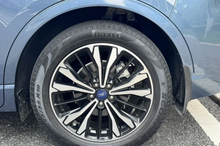 Used Ford Escape 2020 EcoBoost 245 Four-Wheel Drive ST-LINE Deluxe Edition Exterior 8