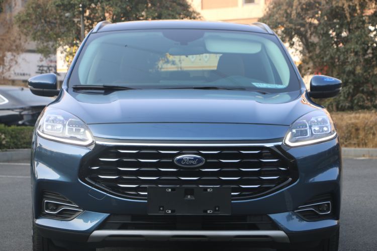 Used Ford Escape 2020 EcoBoost 245 Two-Wheel-Drive Titanium Edition Exterior 8