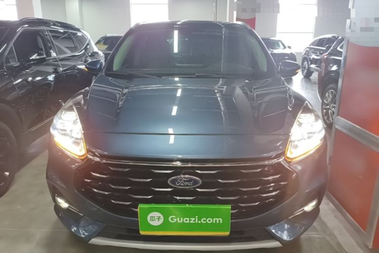 Used Ford Escape 2020 EcoBoost 245 Two-Wheel-Drive Titanium Edition Front
