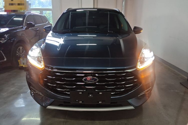 Used Ford Escape 2020 EcoBoost 245 Two-Wheel-Drive Titanium Edition Front