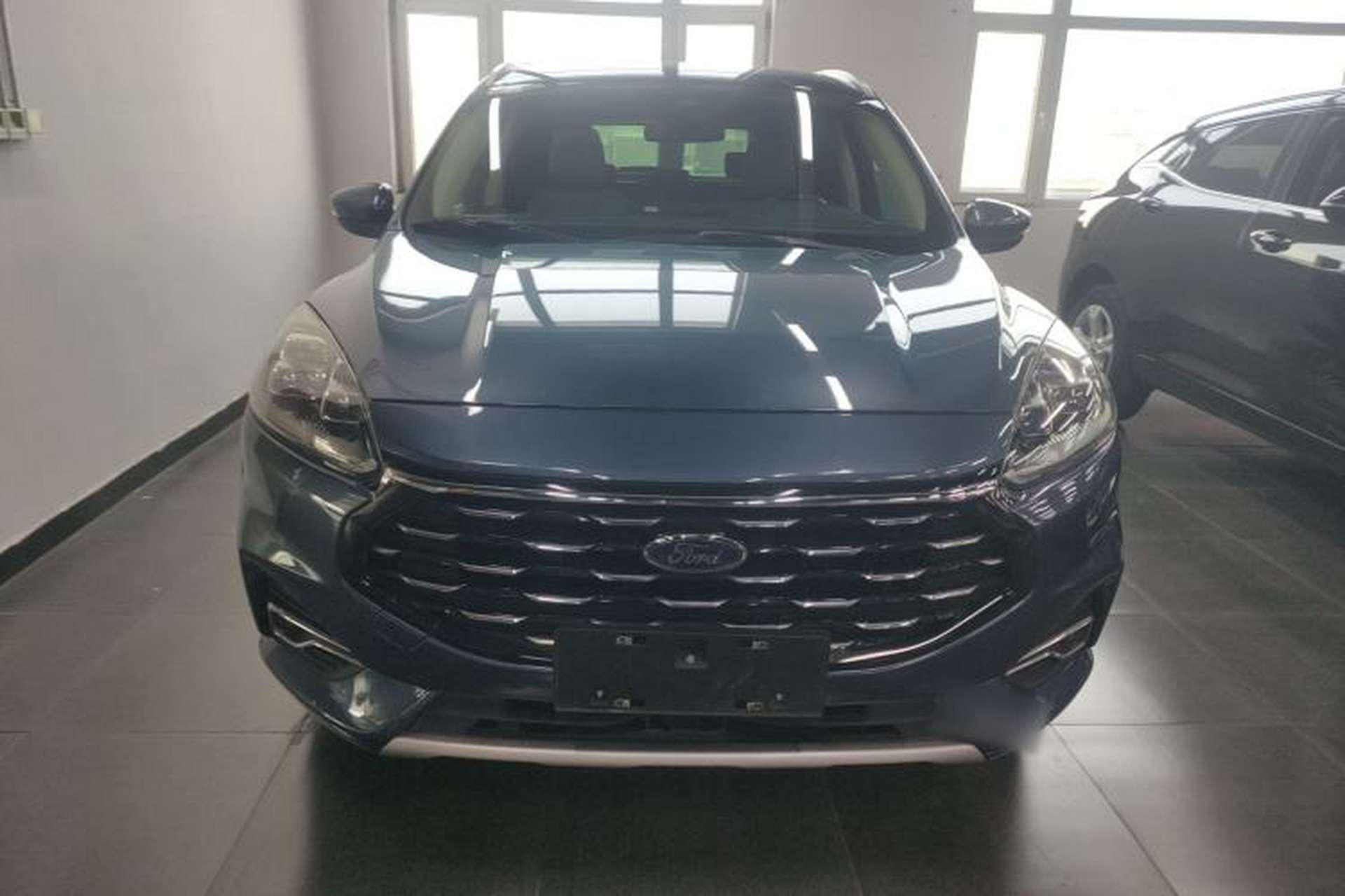 Used Ford Escape 2020 EcoBoost 245 Four-Wheel Drive Luxury Edition Front