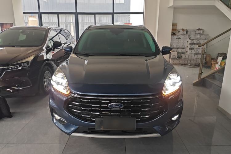 Used Ford Escape 2020 EcoBoost 245 Two-Wheel-Drive Titanium Edition Front