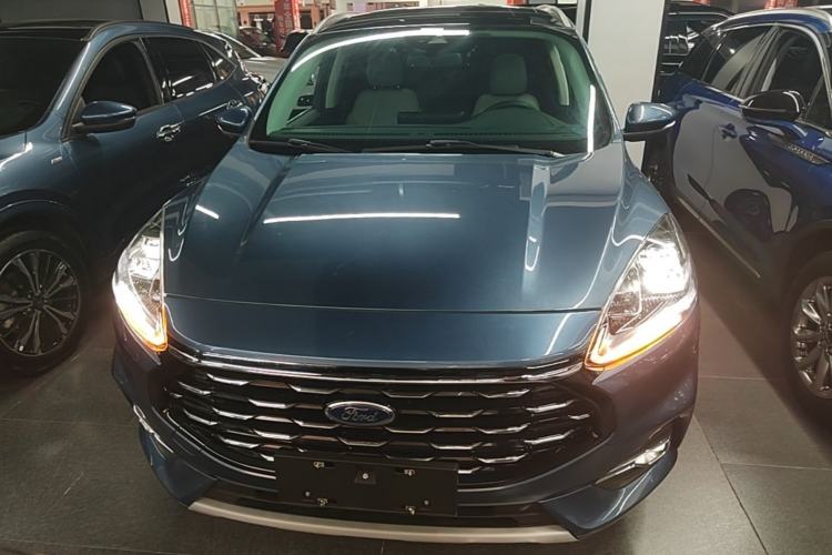 Used Ford Escape 2020 EcoBoost 245 Four-Wheel Drive Luxury Edition Front