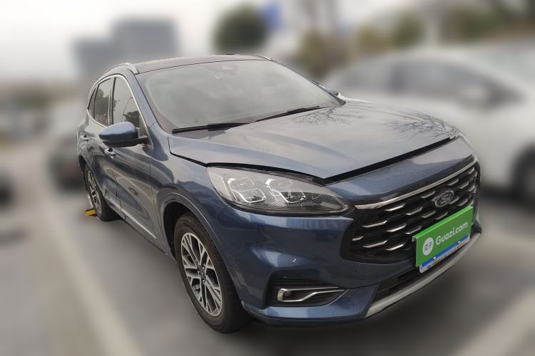 Used Ford Escape 2020 EcoBoost 245 Four-Wheel Drive Luxury Edition Front Right 45 Deg