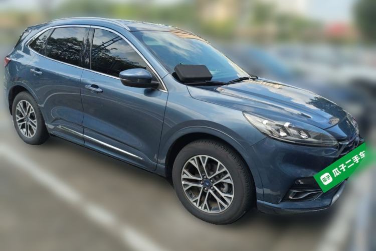 Used Ford Escape 2020 EcoBoost 245 Four-Wheel Drive Luxury Edition Front Right 45 Deg