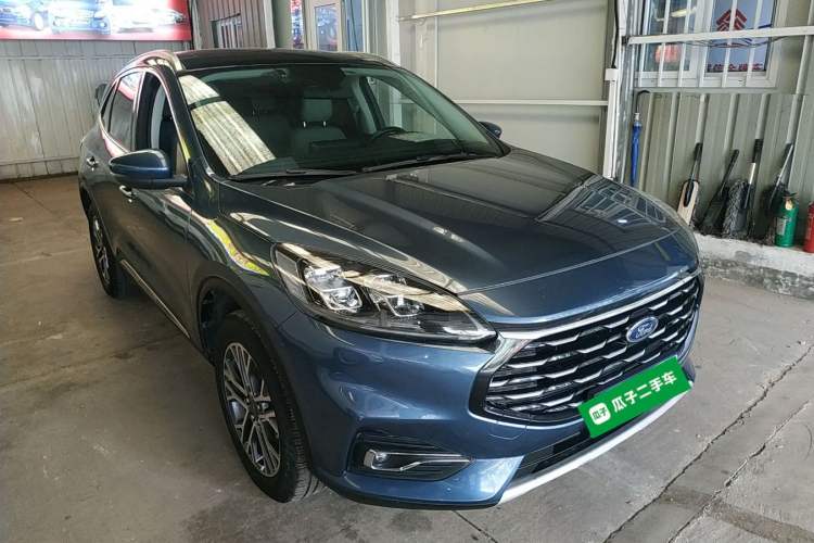 Used Ford Escape 2020 EcoBoost 245 Two-Wheel-Drive Titanium Edition Front Right 45 Deg