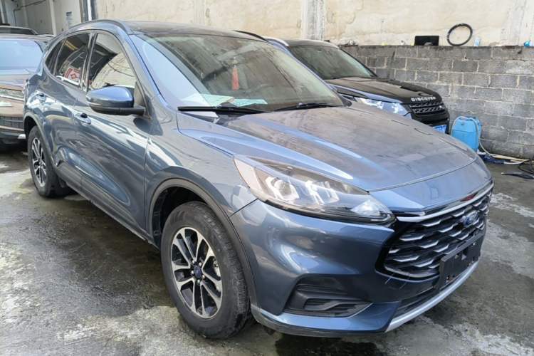 Used Ford Escape 2020 EcoBoost 245 Two-Wheel Drive Smart & Enjoyment Model Front Right 45 Deg
