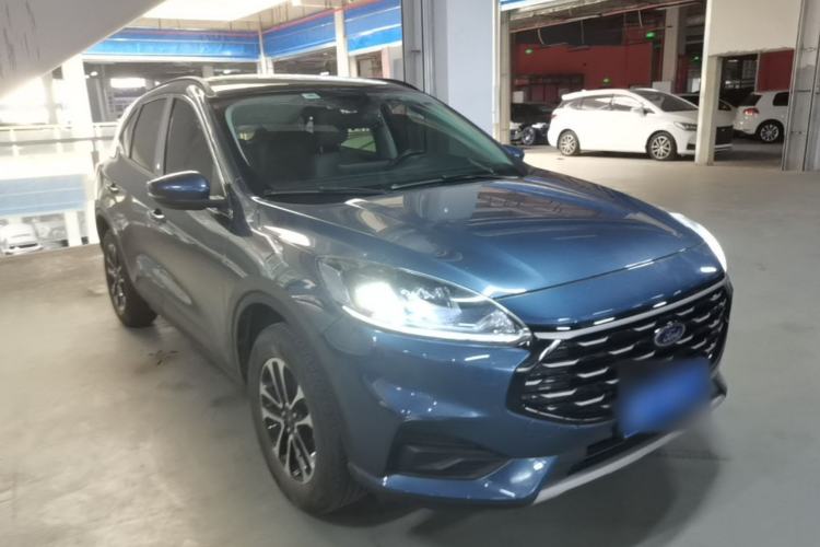 Used Ford Escape 2020 EcoBoost 245 Two-Wheel-Drive Comfort Edition Front Right 45 Deg