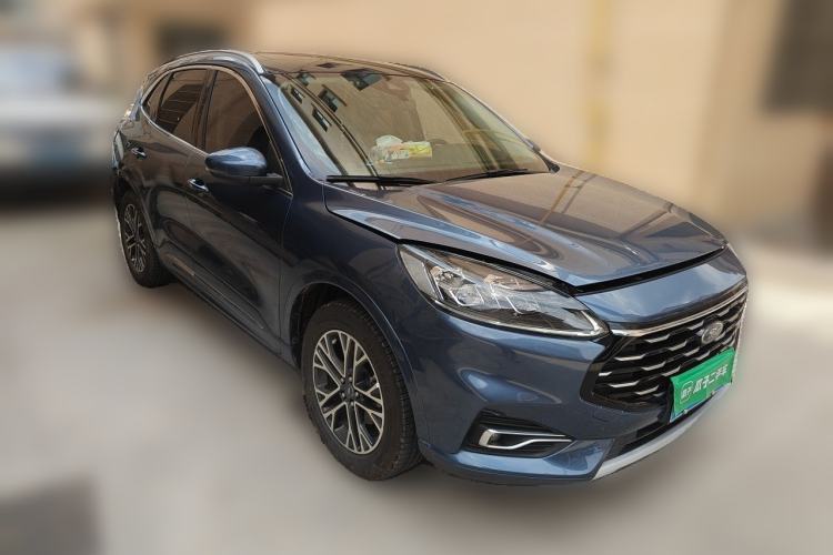 Used Ford Escape 2020 EcoBoost 245 Four-Wheel Drive Luxury Edition Front Right 45 Deg