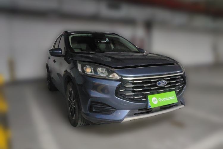 Used Ford Escape 2020 EcoBoost 245 Two-Wheel-Drive Comfort Edition Front Right 45 Deg