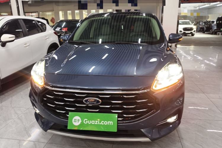 Used Ford Escape 2020 EcoBoost 245 Two-Wheel-Drive Titanium Edition Front