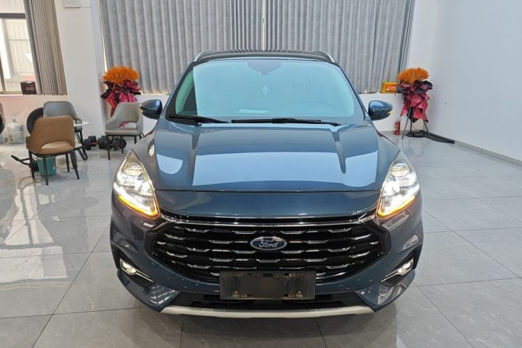 Used Ford Escape 2020 EcoBoost 245 Two-Wheel-Drive Titanium Edition Front