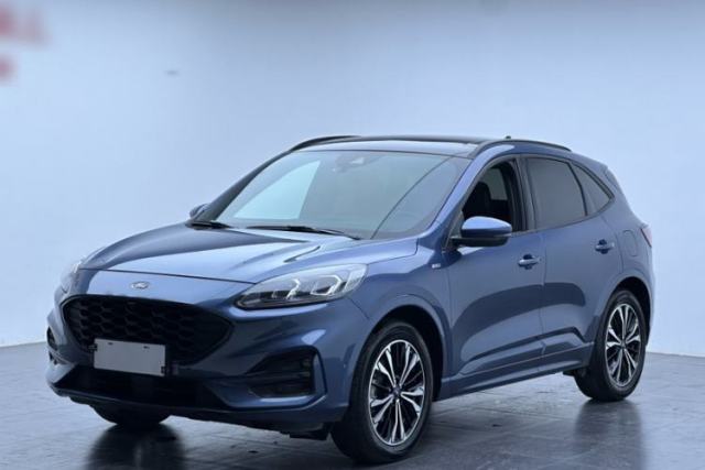 Ojetý Ford Escape 2020 EcoBoost 245 Four-Wheel Drive ST-LINE Deluxe Edition