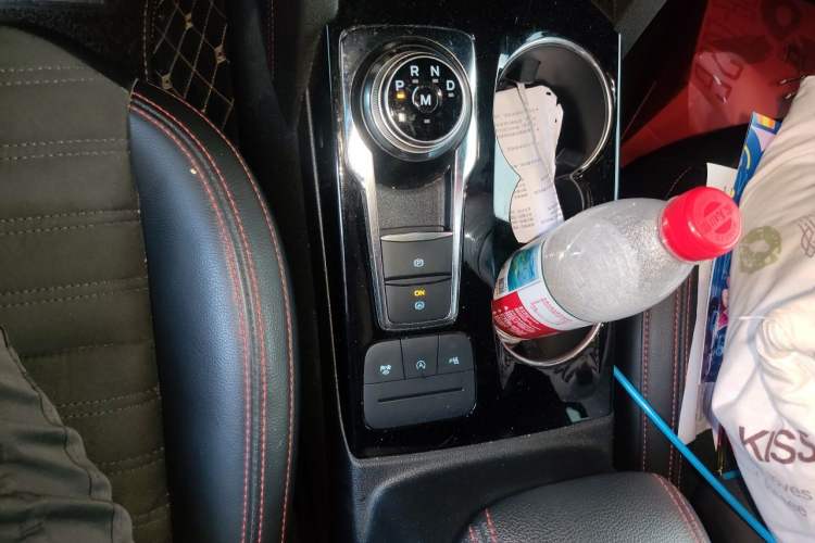 Used Ford Escape 2020 EcoBoost 245 Four-Wheel Drive ST-LINE Deluxe Edition Gear Lever