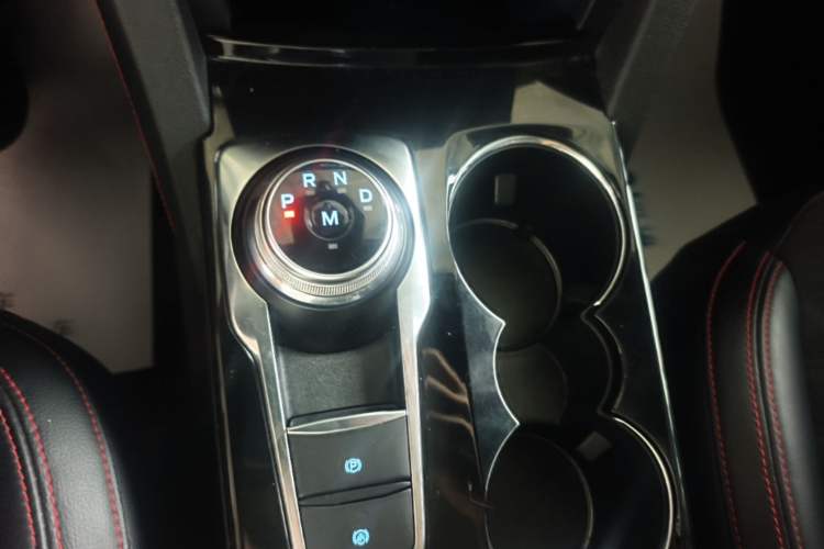 Used Ford Escape 2020 EcoBoost 245 Four-Wheel Drive ST-LINE Deluxe Edition Gear Lever