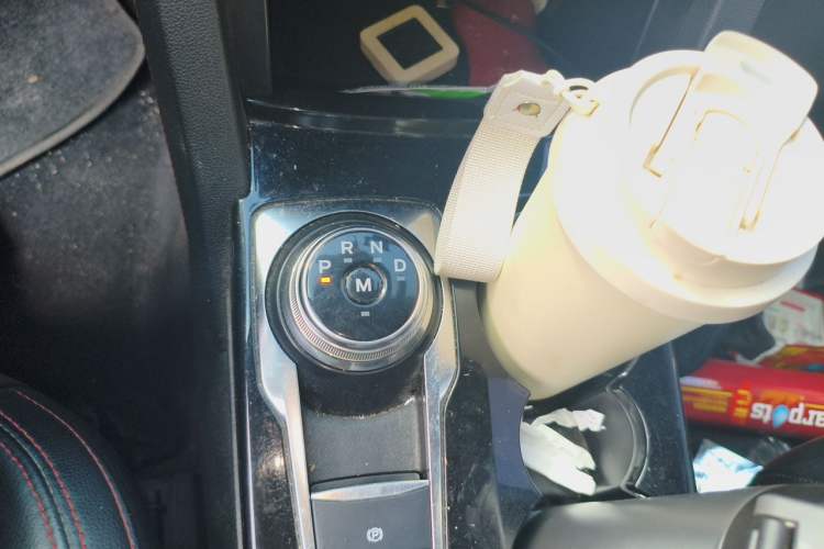 Used Ford Escape 2020 EcoBoost 245 Four-Wheel Drive ST-LINE Deluxe Edition Gear Lever