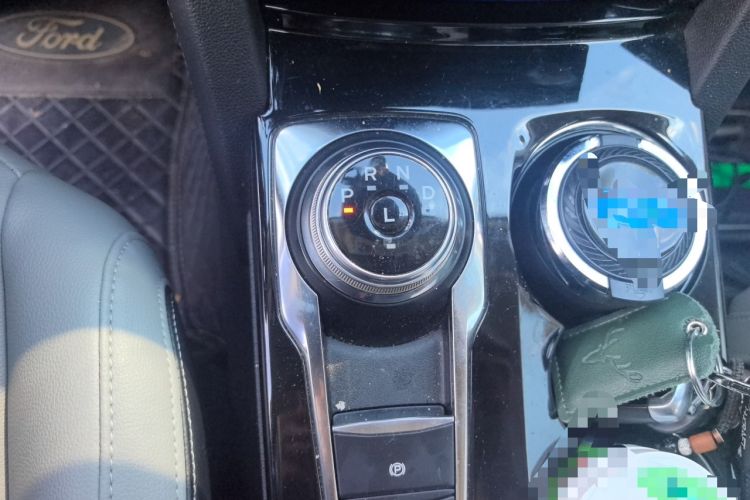 Used Ford Escape 2020 EcoBoost 245 Four-Wheel Drive Titanium Edition Gear Lever