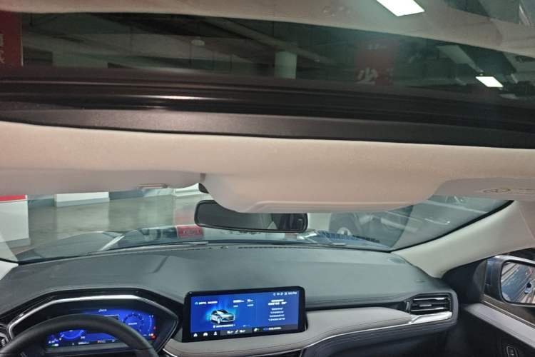 Used Ford Escape 2020 EcoBoost 245 Two-Wheel Drive Smart & Enjoyment Model Headliner