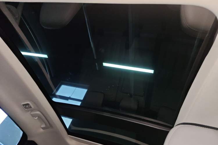 Used Ford Escape 2020 EcoBoost 245 Two-Wheel-Drive Titanium Edition Headliner