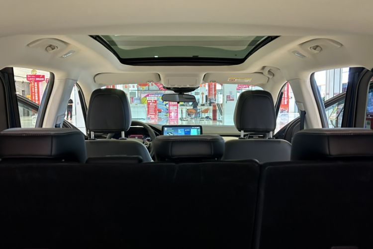Used Ford Escape 2020 EcoBoost 245 Two-Wheel-Drive Titanium Edition Headliner