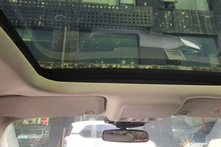 Used Ford Escape 2020 EcoBoost 245 Four-Wheel Drive Luxury Edition Headliner