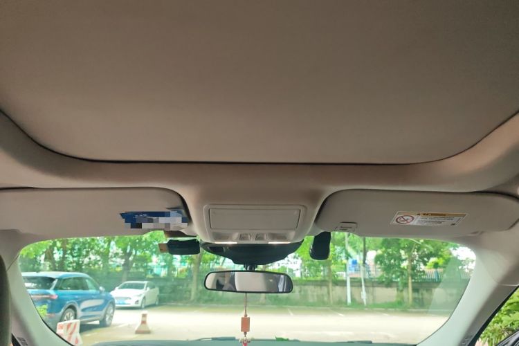 Used Ford Escape 2020 EcoBoost 245 Four-Wheel Drive Titanium Edition Headliner