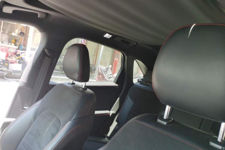 Used Ford Escape 2020 EcoBoost 245 Four-Wheel Drive ST-LINE Deluxe Edition Headliner