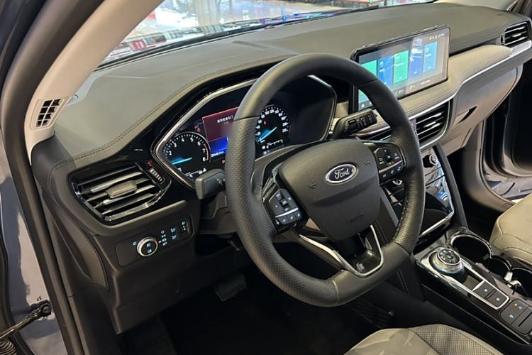 Used Ford Escape 2020 EcoBoost 245 Two-Wheel-Drive Titanium Edition Instrument Cluster