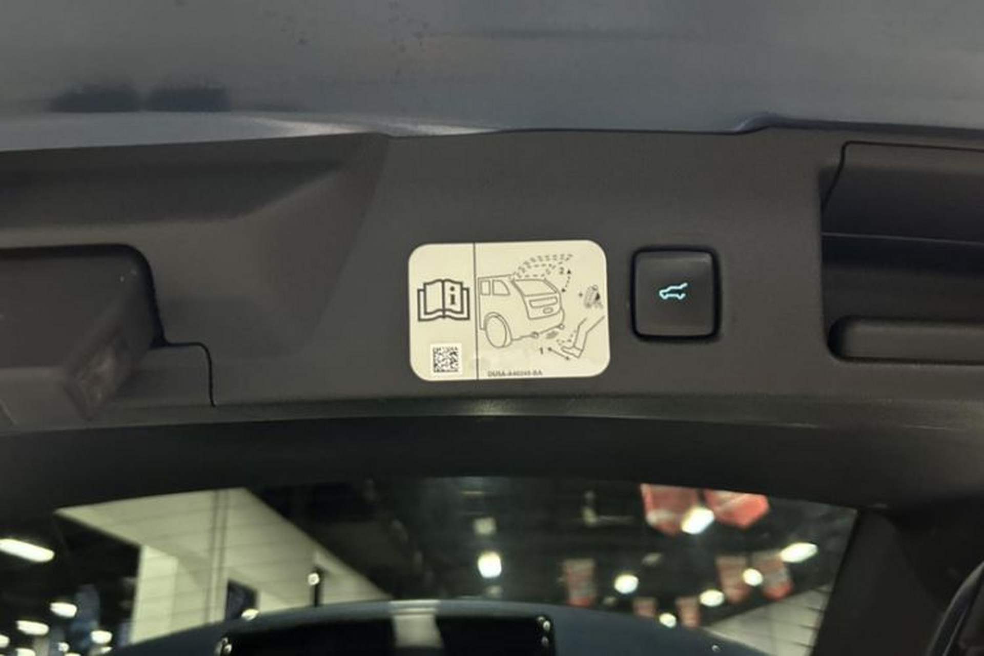 Used Ford Escape 2020 EcoBoost 245 Four-Wheel Drive Luxury Edition Interior 1
