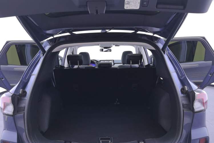 Used Ford Escape 2020 EcoBoost 245 Two-Wheel Drive Smart & Enjoyment Model Interior 10