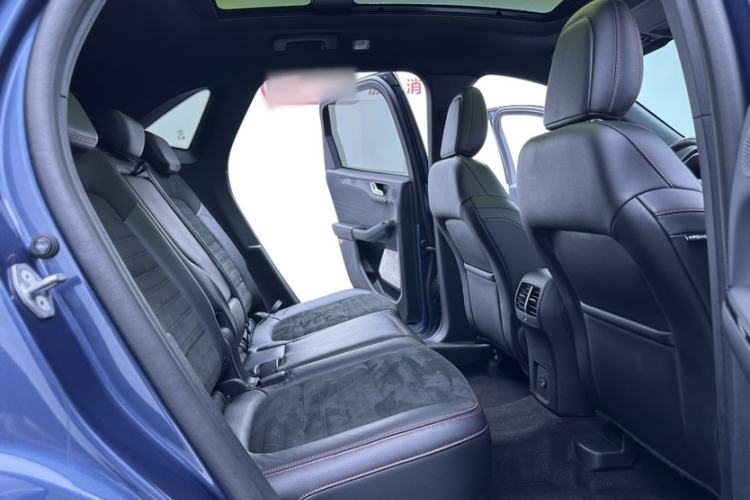 Used Ford Escape 2020 EcoBoost 245 Four-Wheel Drive ST-LINE Deluxe Edition Interior 10
