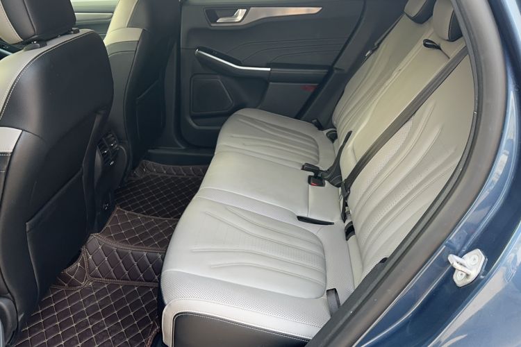 Used Ford Escape 2020 EcoBoost 245 Two-Wheel Drive Smart & Enjoyment Model Interior 2