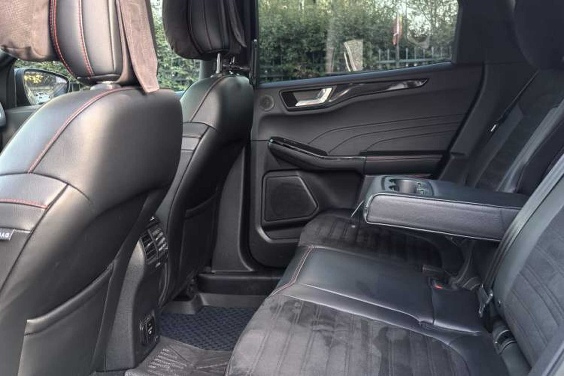 Used Ford Escape 2020 EcoBoost 245 Four-Wheel Drive ST-LINE Deluxe Edition Interior 2