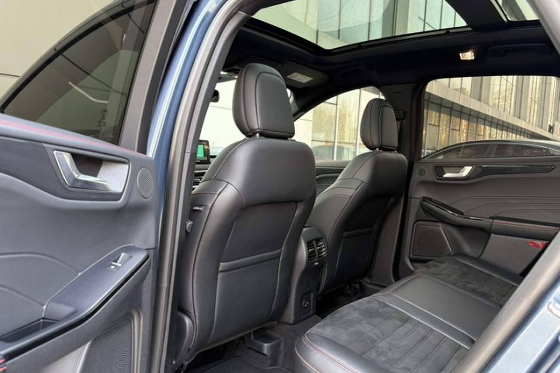 Used Ford Escape 2020 EcoBoost 245 Four-Wheel Drive ST-LINE Deluxe Edition Interior 2
