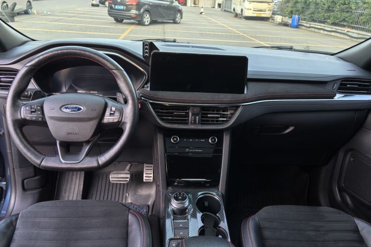 Used Ford Escape 2020 EcoBoost 245 Four-Wheel Drive ST-LINE Deluxe Edition Interior 3