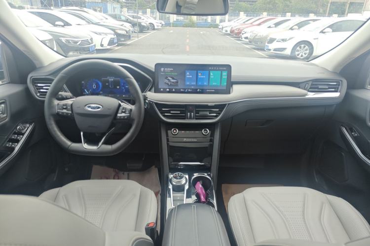 Used Ford Escape 2020 EcoBoost 245 Two-Wheel Drive Smart & Enjoyment Model Interior 3