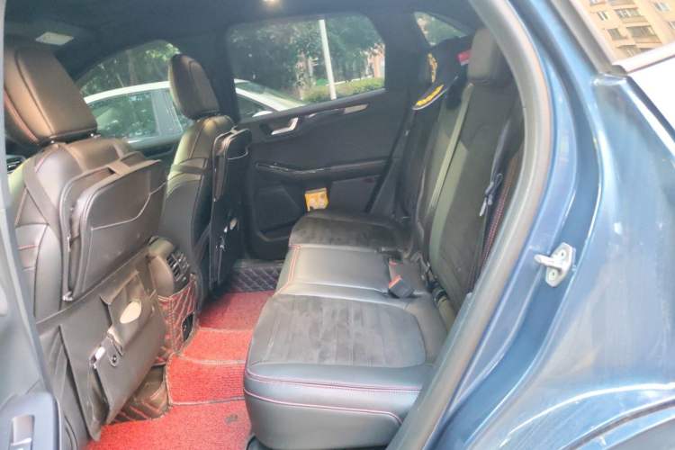 Used Ford Escape 2020 EcoBoost 245 Four-Wheel Drive ST-LINE Deluxe Edition Interior 4