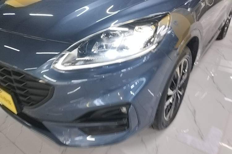 Used Ford Escape 2020 EcoBoost 245 Four-Wheel Drive ST-LINE Deluxe Edition Left Front Headlight