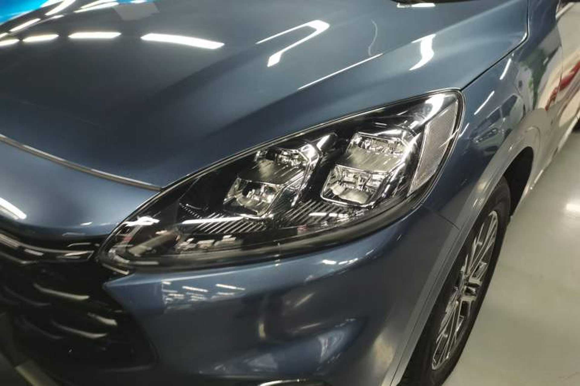 Used Ford Escape 2020 EcoBoost 245 Two-Wheel Drive Smart & Enjoyment Model Left Front Headlight