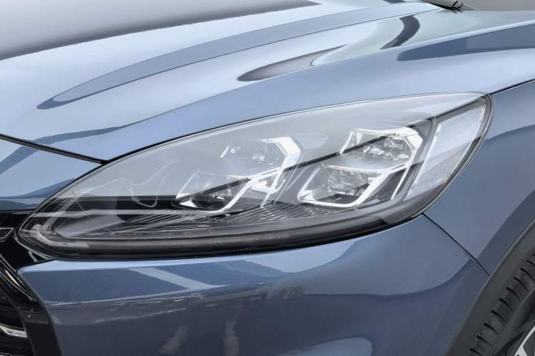 Used Ford Escape 2020 EcoBoost 245 Four-Wheel Drive Titanium Edition Left Front Headlight