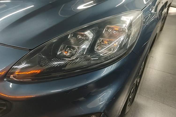 Used Ford Escape 2020 EcoBoost 245 Four-Wheel Drive ST-LINE Deluxe Edition Left Front Headlight