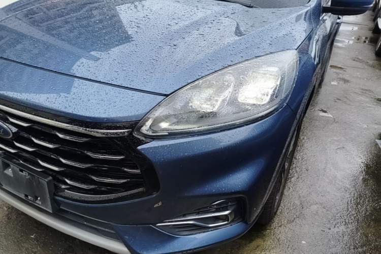 Used Ford Escape 2020 EcoBoost 245 Four-Wheel Drive Luxury Edition Left Front Headlight