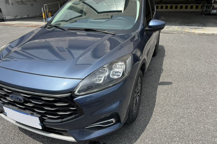 Used Ford Escape 2020 EcoBoost 245 Two-Wheel-Drive Titanium Edition Left Front Headlight