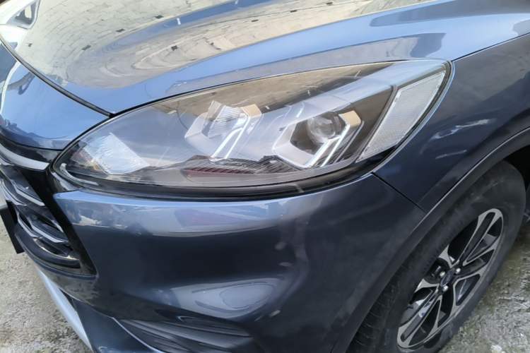 Used Ford Escape 2020 EcoBoost 245 Two-Wheel Drive Smart & Enjoyment Model Left Front Headlight