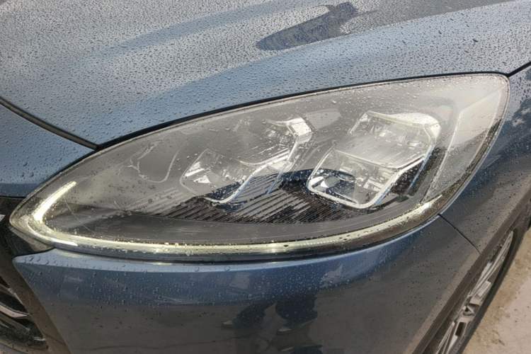 Used Ford Escape 2020 EcoBoost 245 Two-Wheel-Drive Titanium Edition Left Front Headlight